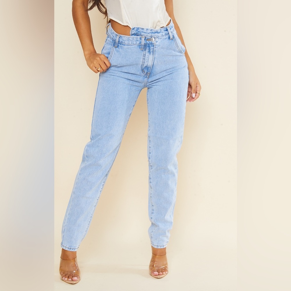 PLT ASYMMETRIC STRAIGHT LEG JEANS 🩵